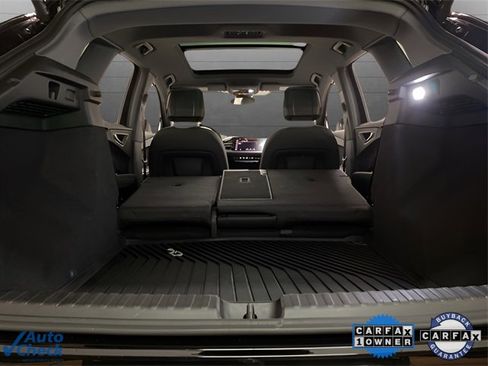 Used 2024 Audi Q4 e-tron Premium image 79