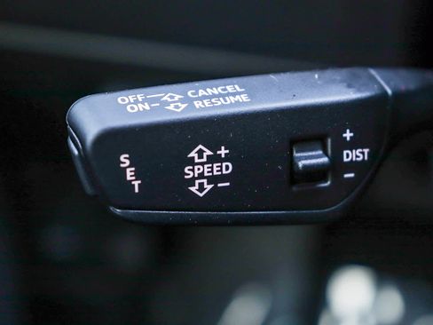 New 2025 Audi Q5 Premium image 30