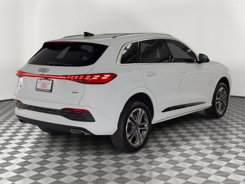New 2025 Audi Q5 Premium AWD/4WD image 9