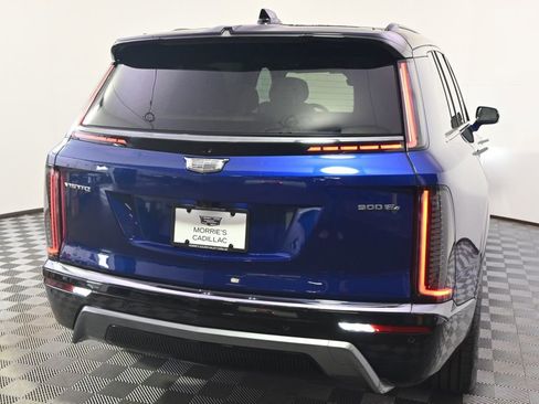 New 2026 Cadillac Vistiq Sport w/ LPO, Floor Liner Package image 6