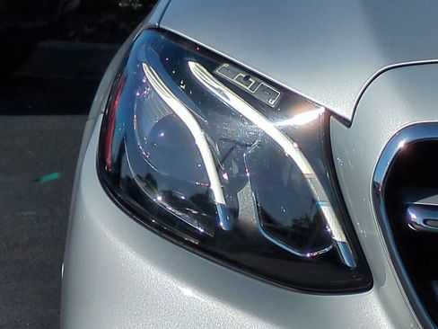 Used 2019 Mercedes-Benz E 450 4MATIC Sedan image 10