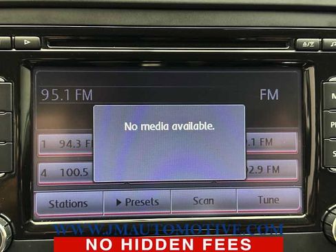 Used 2014 Volkswagen Jetta SE FWD image 24