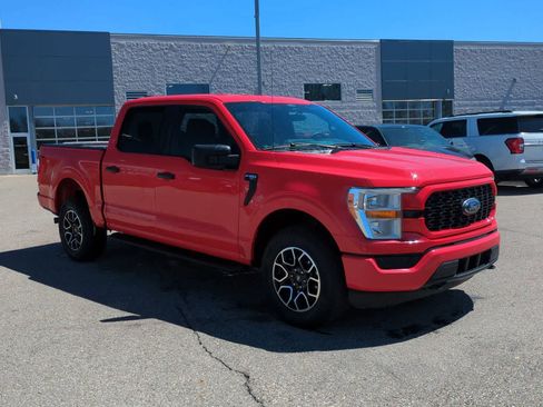 Used 2022 Ford F150 XL w/ STX Appearance Package image 2
