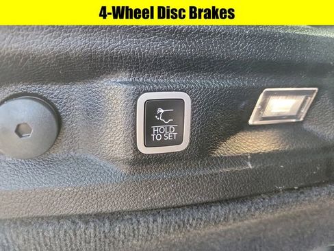 Used 2023 Jeep Grand Cherokee L Summit AWD/4WD image 28