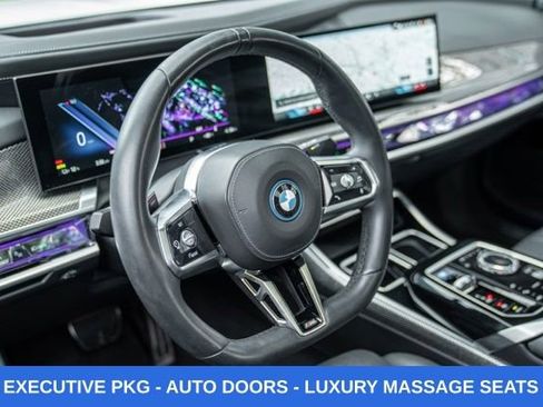 Used 2023 BMW i7 xDrive60 w/ Executive Package 2 AWD/4WD image 42
