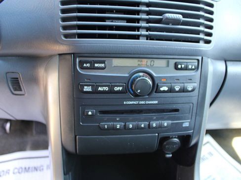Used 2005 Honda Pilot EX image 25