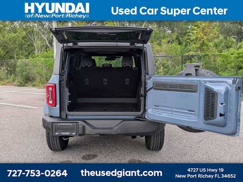 Used 2025 Ford Bronco Outer Banks AWD/4WD image 12