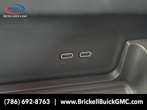 New 2025 GMC Sierra EV Denali image 28