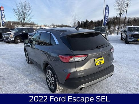 Used 2022 Ford Escape SEL w/ Technology Package image 9