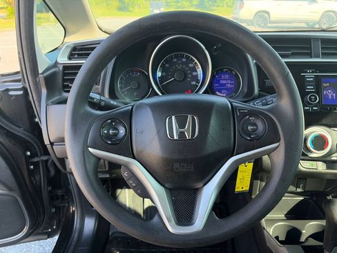 Used 2019 Honda Fit LX image 20