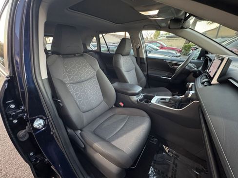Used 2025 Toyota RAV4 XLE w/ Convenience Package image 38