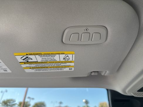 Used 2025 Ford Expedition Platinum AWD/4WD image 20