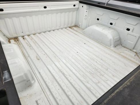 Used 2024 Chevrolet Silverado 1500 LT image 9