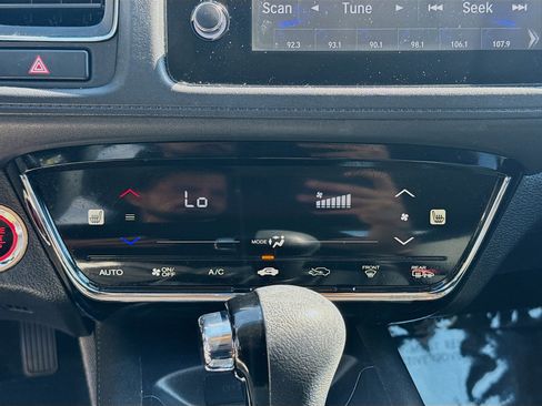 Used 2019 Honda HR-V EX image 14