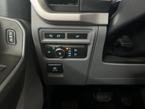 Used 2022 Ford F150 XLT w/ Equipment Group 302A High AWD/4WD image 60