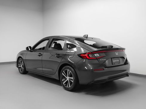 Used 2024 Honda Civic LX image 3