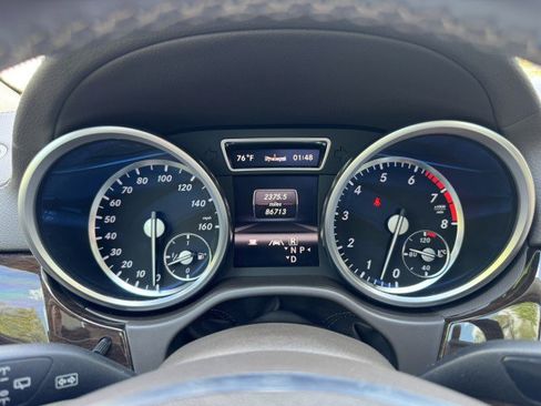 Used 2013 Mercedes-Benz GL 450 4MATIC image 39