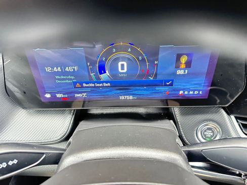 Used 2025 Chevrolet Equinox LT image 40