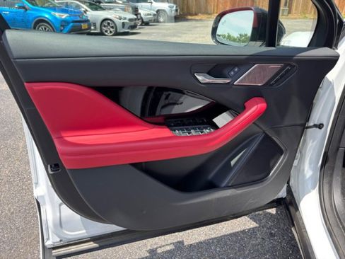 Used 2024 Jaguar I-PACE R-Dynamic HSE image 21