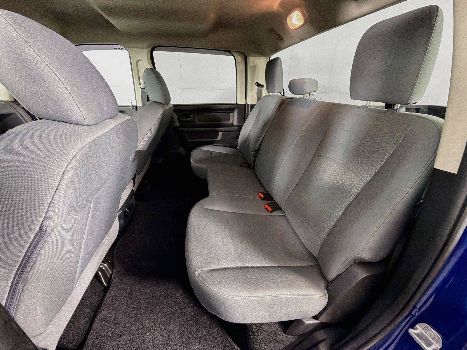 Used 2018 RAM 3500 Tradesman w/ Chrome Appearance Group AWD/4WD image 24