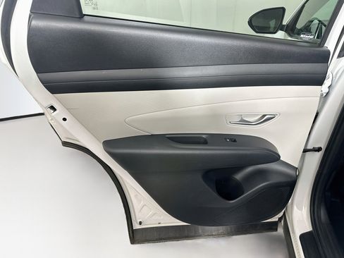 Used 2025 Hyundai Tucson SEL FWD image 25