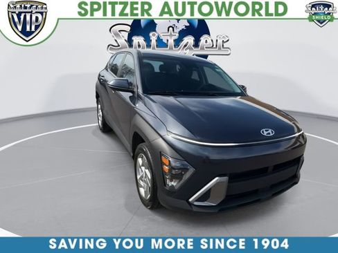 Used 2025 Hyundai Kona SE AWD/4WD image 2