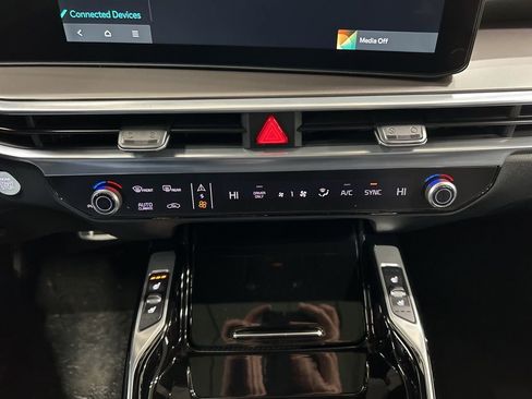 New 2026 Kia Sorento SX Prestige image 25