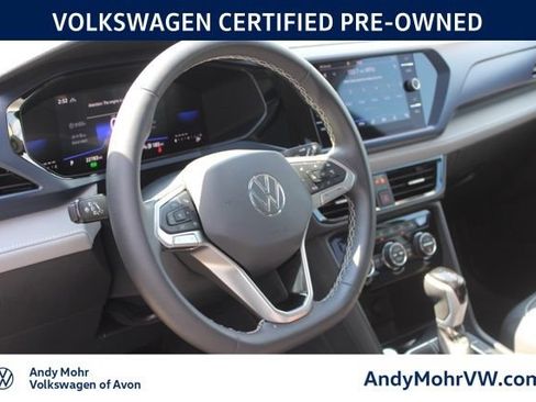 Used 2024 Volkswagen Taos SE AWD/4WD image 18