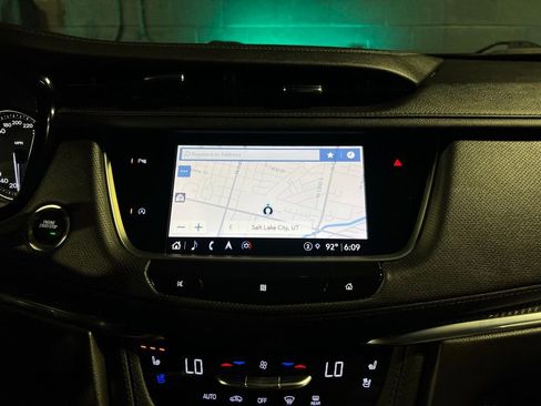 Used 2021 Cadillac XT5 Sportv image 9