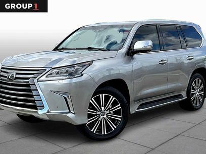 Used 2021 Lexus LX 570 4WD w/ Luxury Package