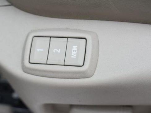 Used 2016 Cadillac SRX Performance w/ Driver Awareness Package FWD image 22