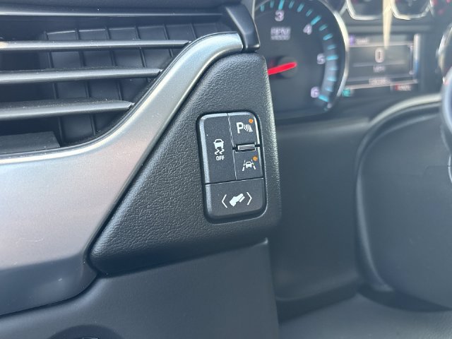 Used 2019 Chevrolet Suburban LT AWD/4WD image 35