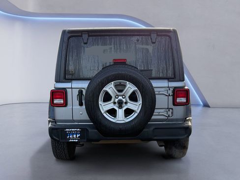 Used 2019 Jeep Wrangler Sport image 5