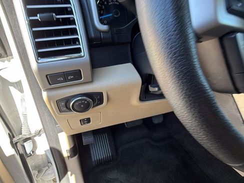 Used 2016 Ford F150 Lariat image 23