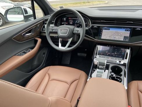 Used 2025 Audi Q7 2.0T Premium Plus w/ Premium Plus Package image 13