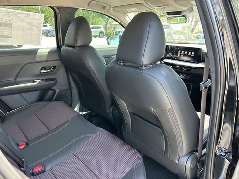New 2026 Nissan Kicks SR FWD image 46