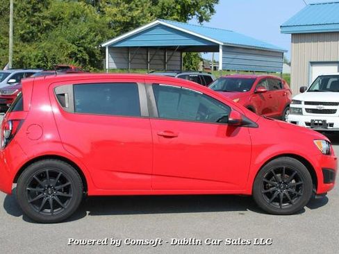 Used 2014 Chevrolet Sonic LS image 3