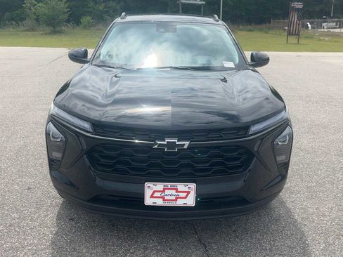 New 2026 Chevrolet Trax LT w/ Driver Confidence Package FWD image 10
