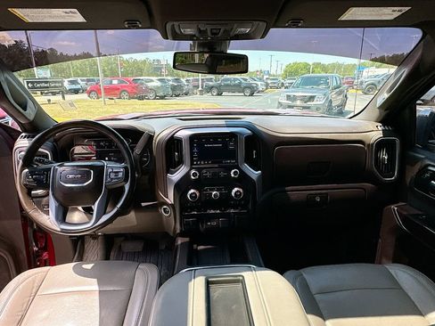 Used 2020 GMC Sierra 1500 SLT w/ SLT Premium Plus Package AWD/4WD image 3
