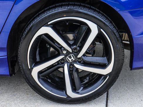 Used 2021 Honda Accord Sport image 25