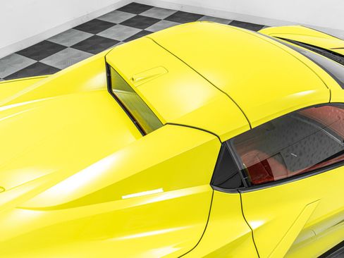 Used 2024 Chevrolet Corvette Z06 w/ Z07 Performance Package RWD image 39