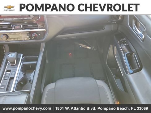 Used 2022 Nissan Pathfinder SV image 19