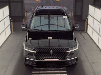 Used 2025 Lincoln Navigator Reserve AWD/4WD video 2