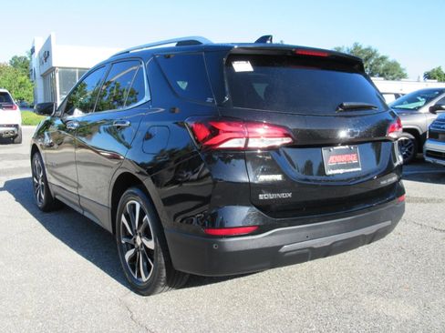 Used 2022 Chevrolet Equinox Premier AWD/4WD image 5