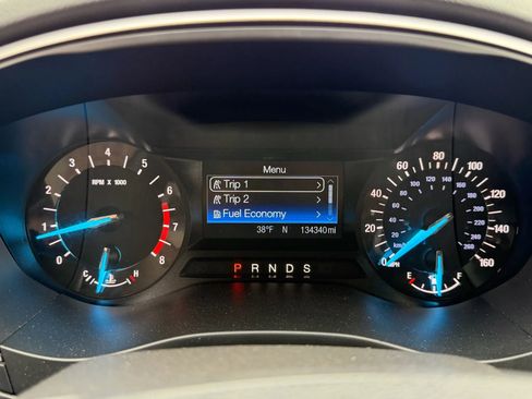 Used 2015 Ford Fusion SE image 32