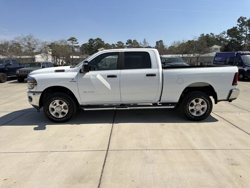 Used 2025 RAM 2500 Big Horn AWD/4WD image 5
