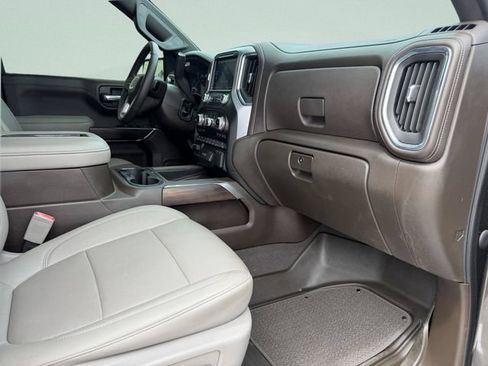 Used 2021 GMC Sierra 1500 SLT w/ SLT Premium Plus Package AWD/4WD image 14