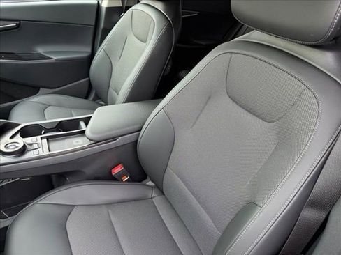 New 2025 Kia EV6 Light w/ Light LR Technology Package image 11