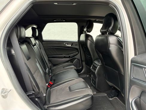 Used 2019 Ford Edge ST AWD/4WD image 10