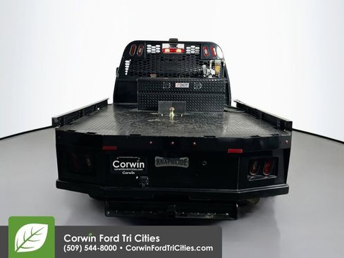 Used 2024 RAM 3500 Tradesman w/ Chrome Appearance Group image 12